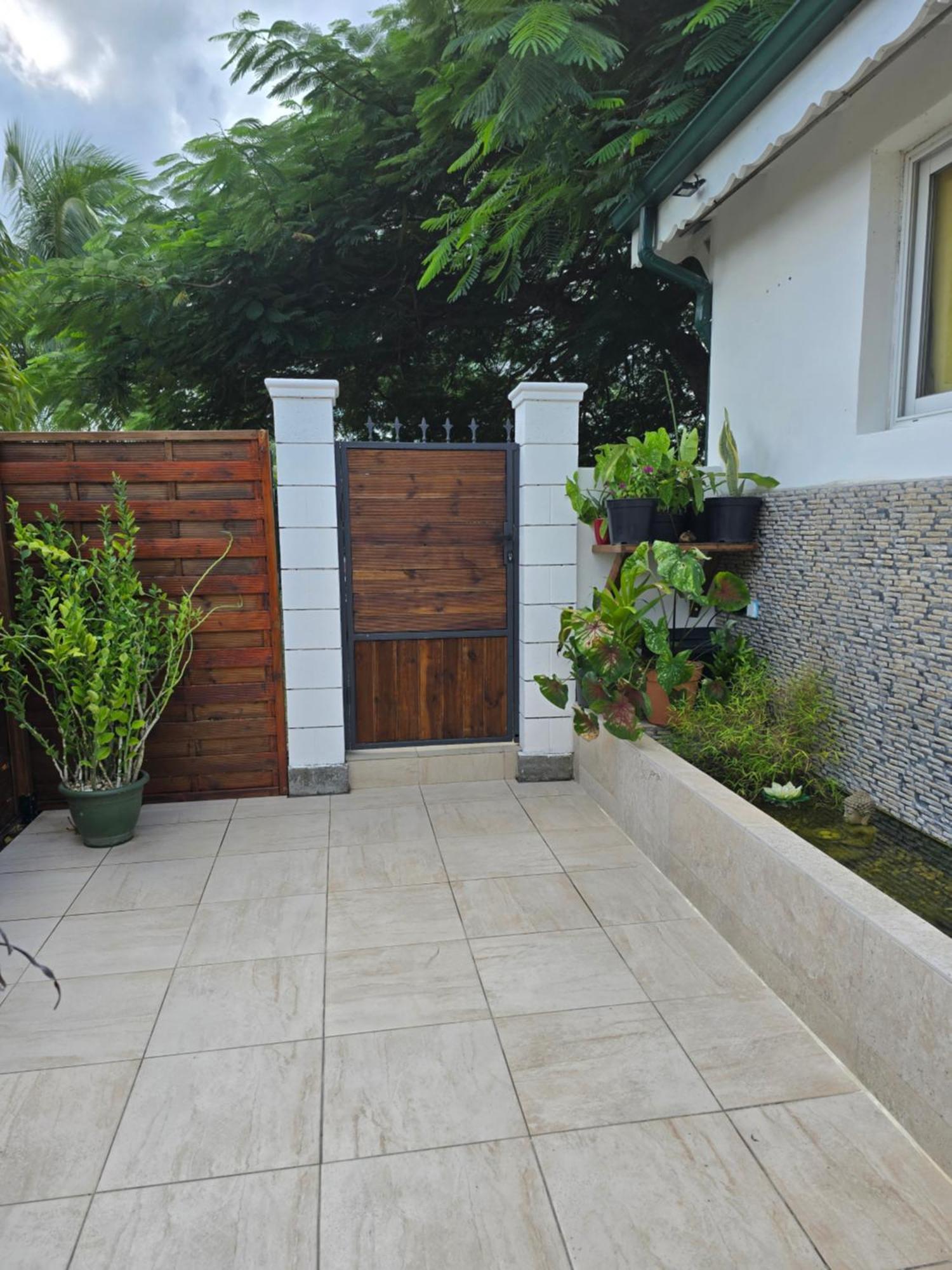 Villa Belsoley Les Abymes Exterior foto